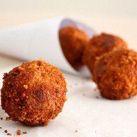 Bolitas de pollo frito