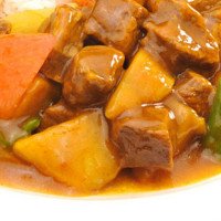 Ternera con patatas salteadas