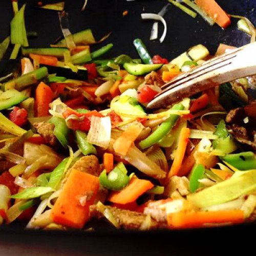 Cerdo con verduras